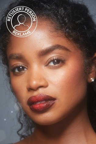 Model with red ombre lips