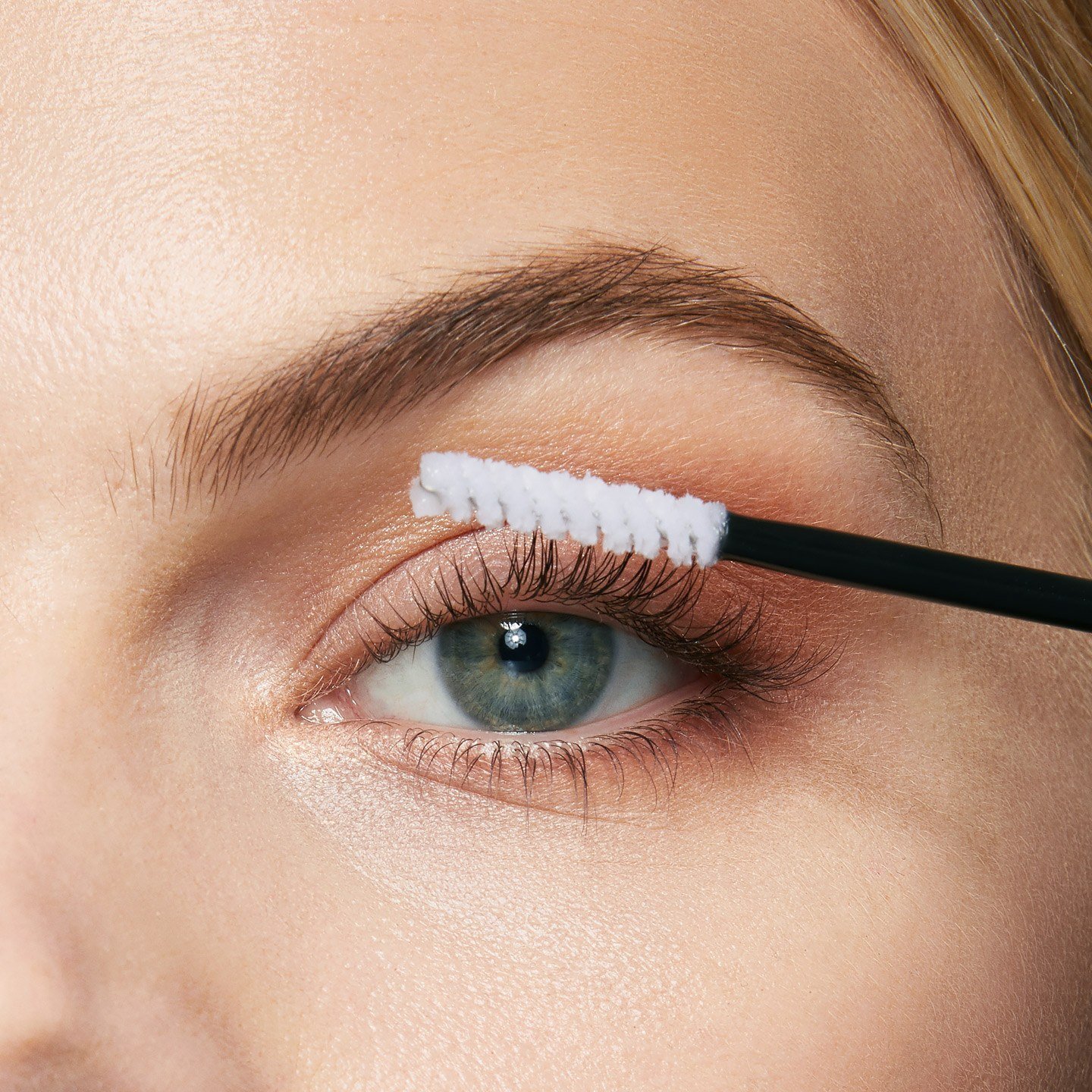 Maybelline Lash Boosting Sensational Serum FØR